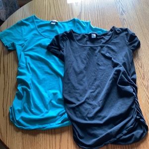 2 maternity tops size medium